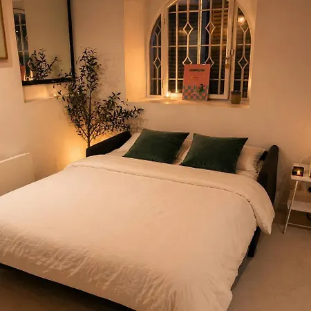 Апартаменти Provencal De Charme Viel Centre